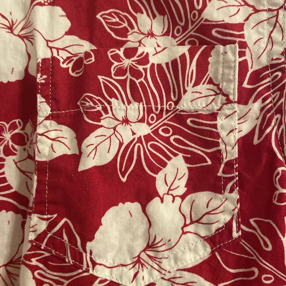 Like new button up boys shirt - Picture 7 of 7